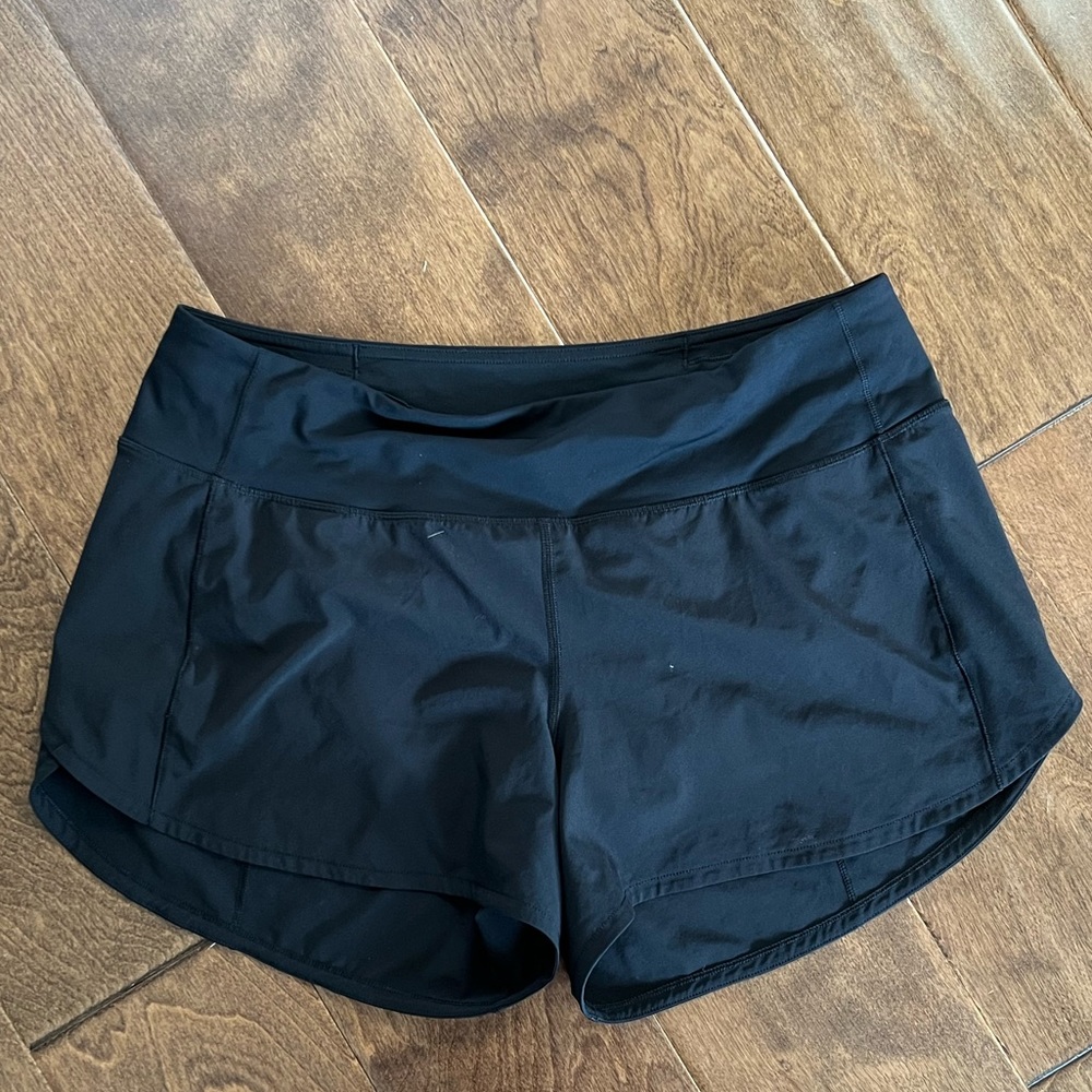 Lululemon black shorts